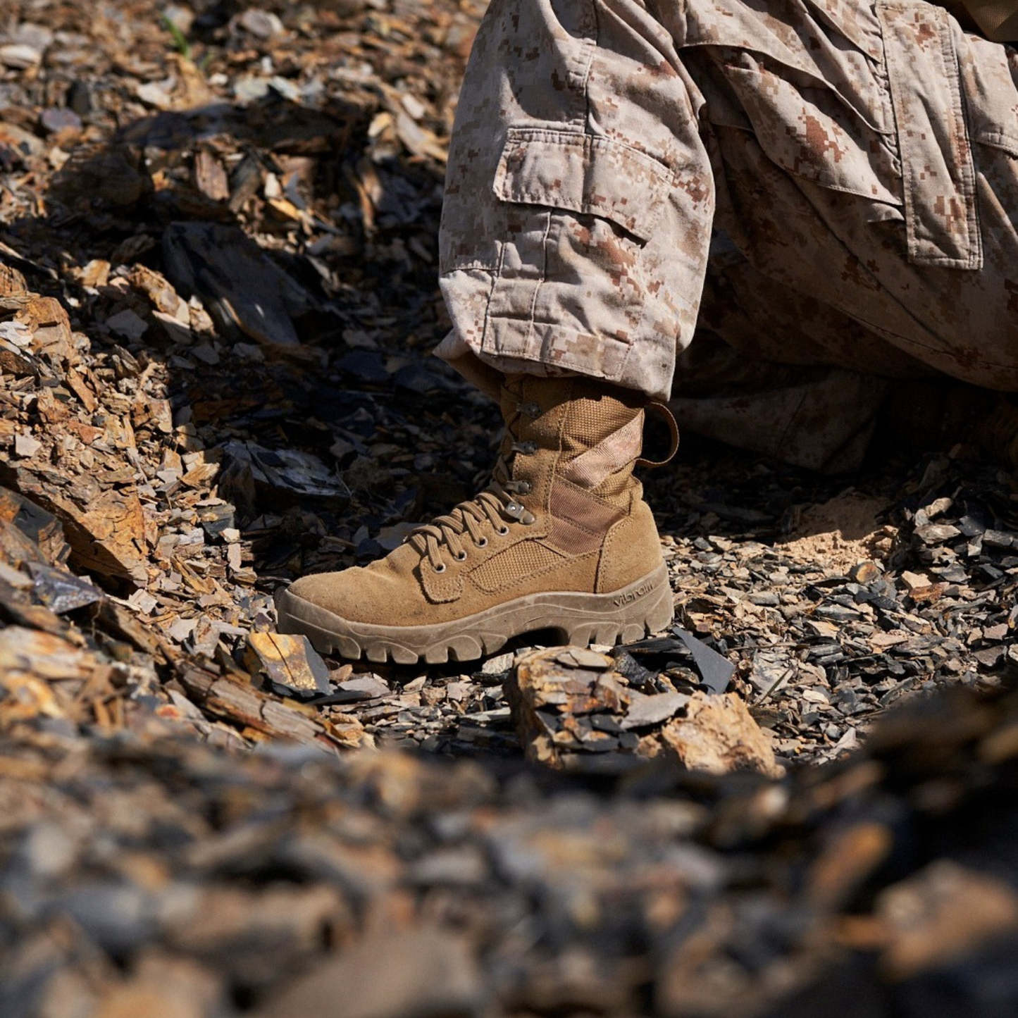 Garmont T8 Bifida Coyote Military Boots 002585